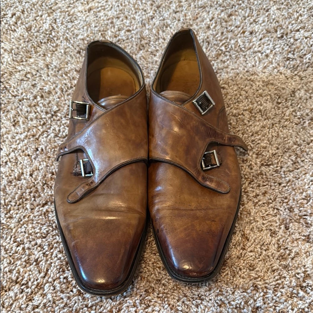 Brown Leather Oxford Shoes with Classic Design